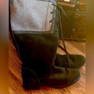 Suede boots in good condition